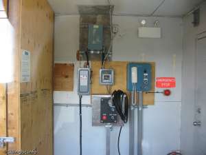 Midway-Top Liftie Box