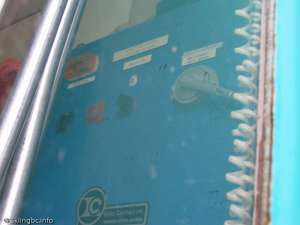 Handle Tow-Control Panel