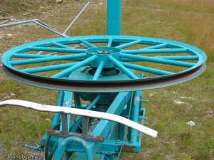 Handle Tow-Bottom Station