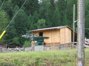 T-bar-Bottom Station