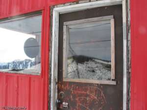 Skyline Double-Liftie Box