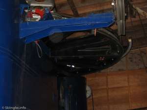 Chair-Bottom Station