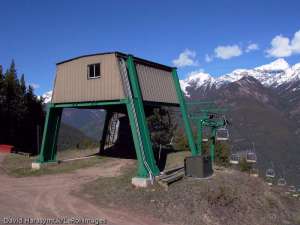 Sunbird Chair-Photo: David Harasymuk/LeRoi Images