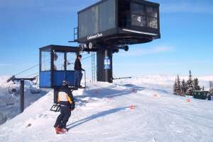 Catskinner Chair-Top Station. Photo by Vancouverguy (Skiliftforum.com)