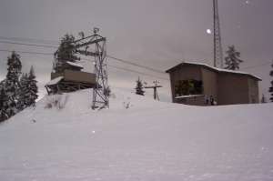 Blueberry Chair-Top Station. By Whistler (a member of Skiliftforum.com