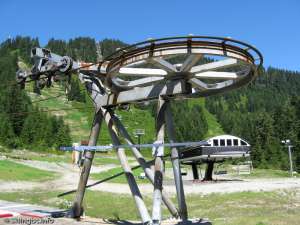 Blueberry Chair-Bottom Station