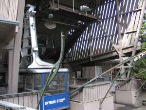 Blue Skyride-Bottom Station