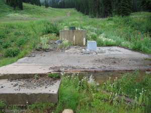 Hummingbird Double-Bottom Station