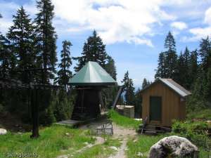 Brockton Chair-Bottom Station