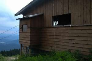 Ridge Chair-Top Station. Photo by Vancouverguy (Skiliftforum.com)