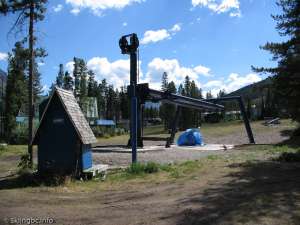 Huckleberry-Bottom Station