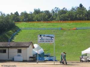 East Poma-Looking up at the Top Station