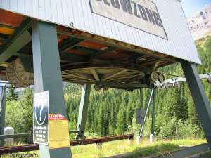 Canadian-Bottom Station