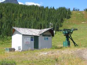 Curved T-bar South-Bottom Station