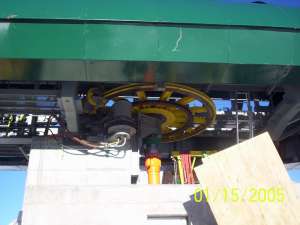 Grizzly Express Gondola-Top Bullwheel. Photo by Zage