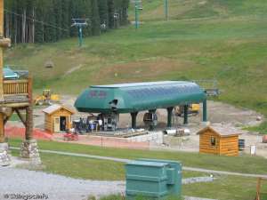 Grizzly Express Gondola-Bottom Station