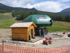 Grizzly Express Gondola-Bottom Station