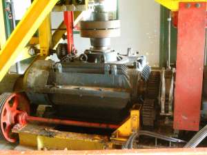 Old Gondola-Gearbox. Photo by Poloxskier (Bryan)