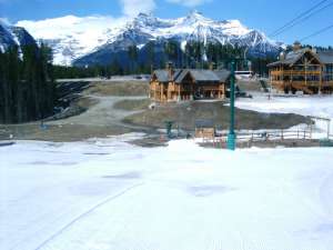 Sunny T-bar-Down Line. Photo by Poloxskier (Bryan)