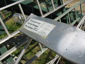 Caribou Double-Service Hanger