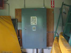 Triple-Bottom Liftie Box