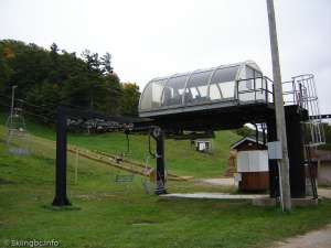 Boomerang Triple-Bottom Station. Photo by Jimp